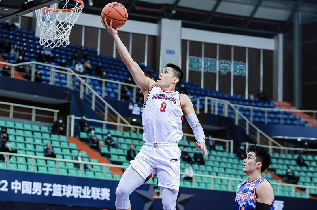 B体育体育网页版入口-澳大利亚篮球联赛黑马冲击四强