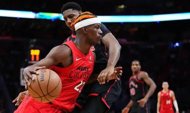 公牛主场击败黄蜂,领先对手 公牛主场击败黄蜂,领先对手