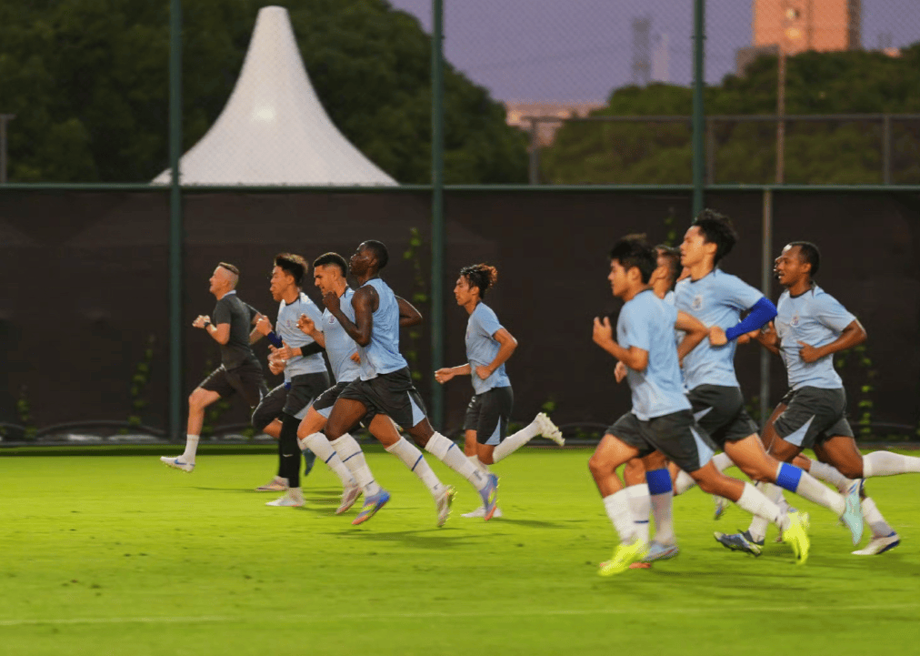 B体育体育网址-上海绿地申花队员集体伤愈，备战状态良好的简单介绍