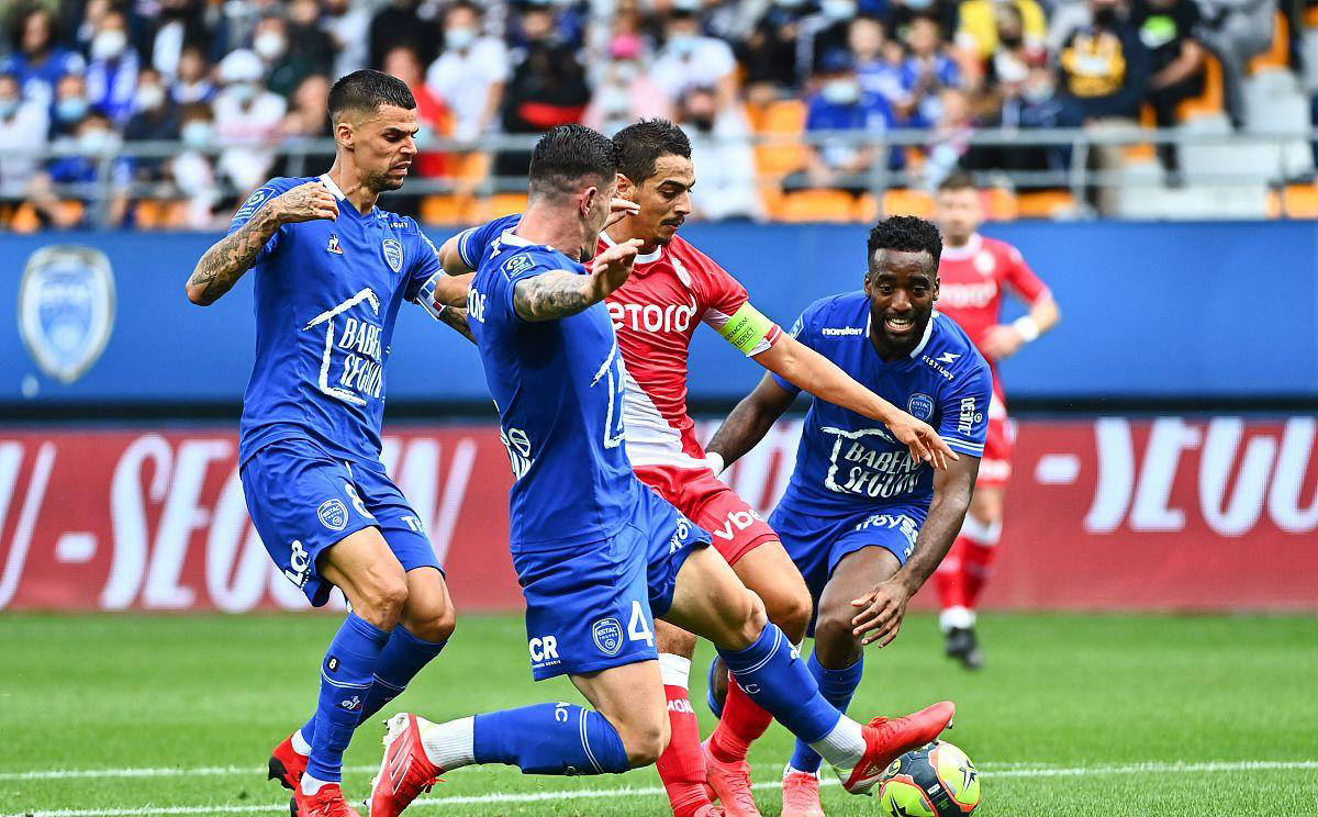 B体育体育官方入口-瓦朗谢纪录片刻被打破，客场告负的简单介绍