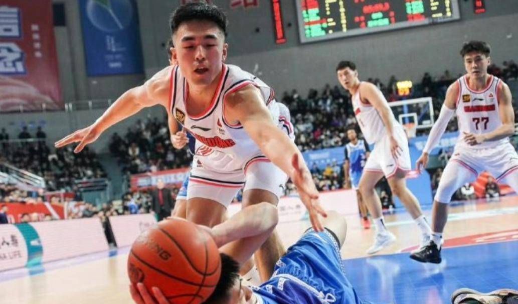 浙江男篮遭遇惊险失利山东队 浙江男篮遭遇惊险失利山东队