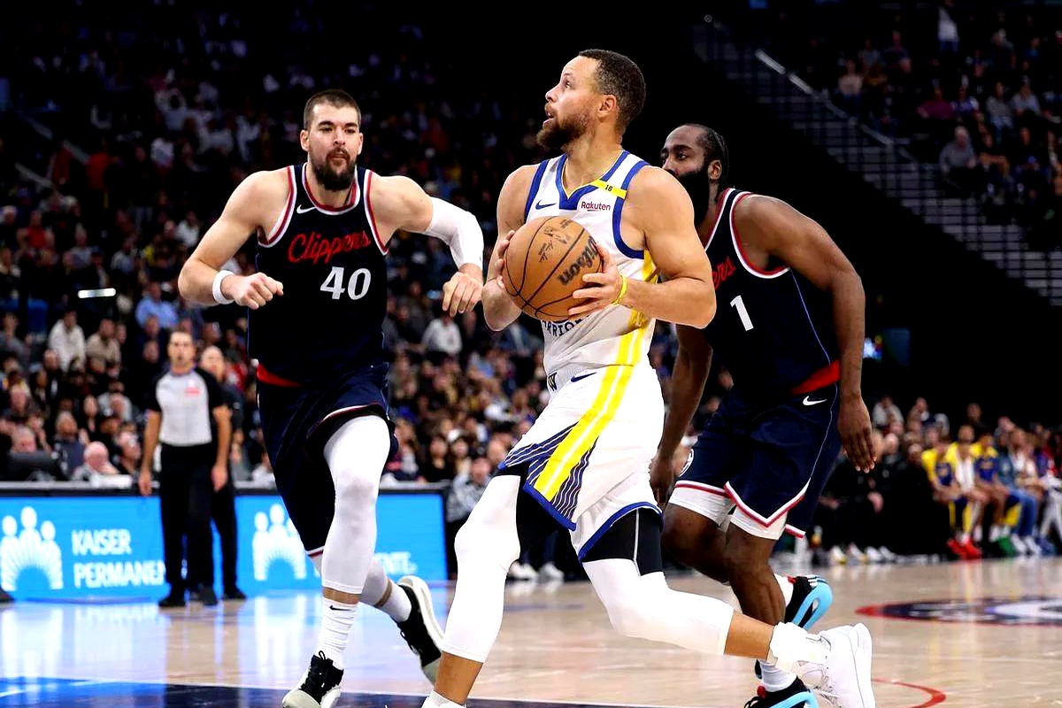 快船胜湖人,乔治关键绝杀挺进季后赛 快船胜湖人,乔治关键绝杀挺进季后赛