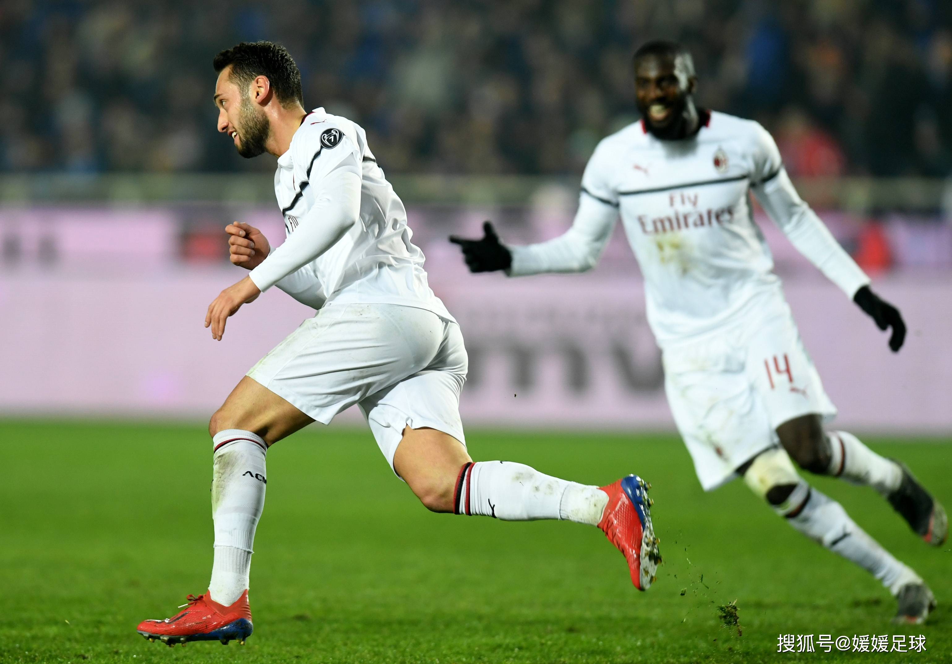 B体育体育在线登录-维罗纳迎来胜利收获宝贵分数，争取躲开降级区