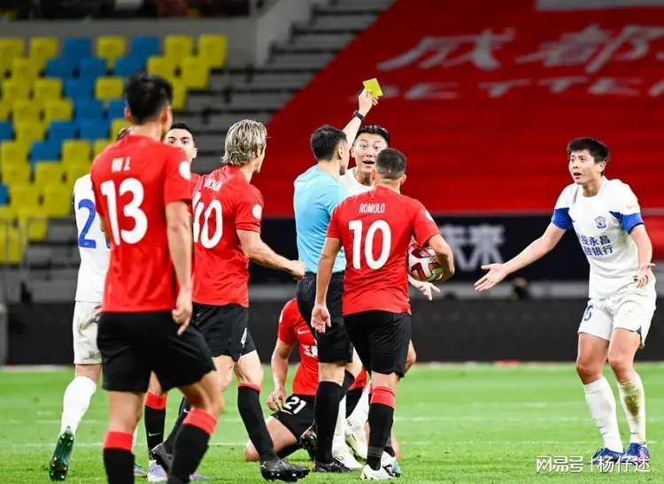 紧凑赛程中球队展现不俗表现