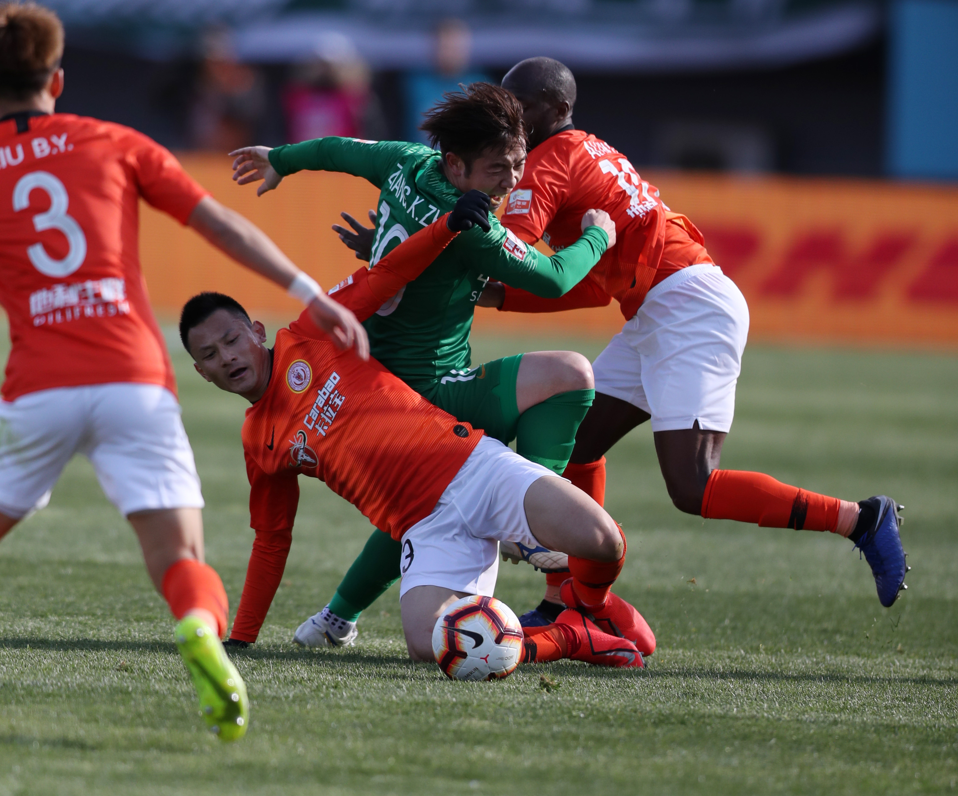 B体育体育亚洲官网-关于青岛黄海客场逼平北京人和，展现不俗实力的信息